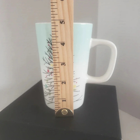 Starbucks Porcelain Christmas  Themed Tall 12oz Coffee Mug. - Picture 6 of 6